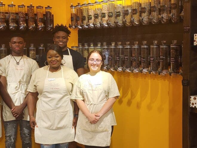 Tea ParTea team in the shop