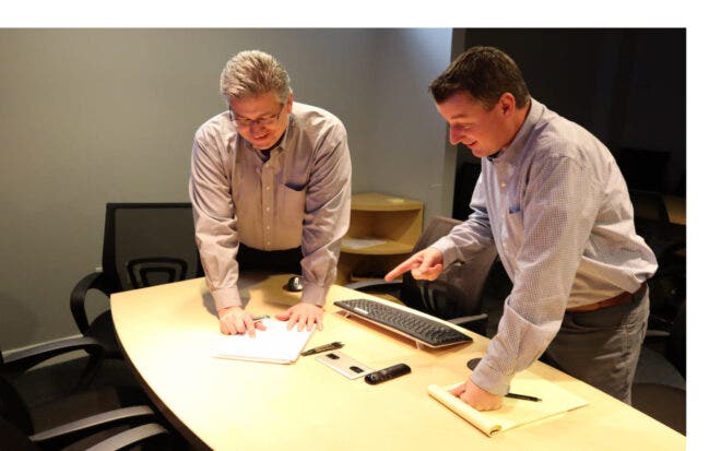 Owner of Vertrauen Consulting with his client