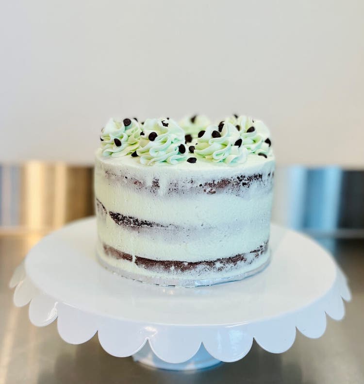 Mint green cake with chocolate chips