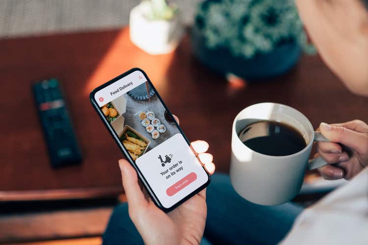 Food delivery confirmation on mobile